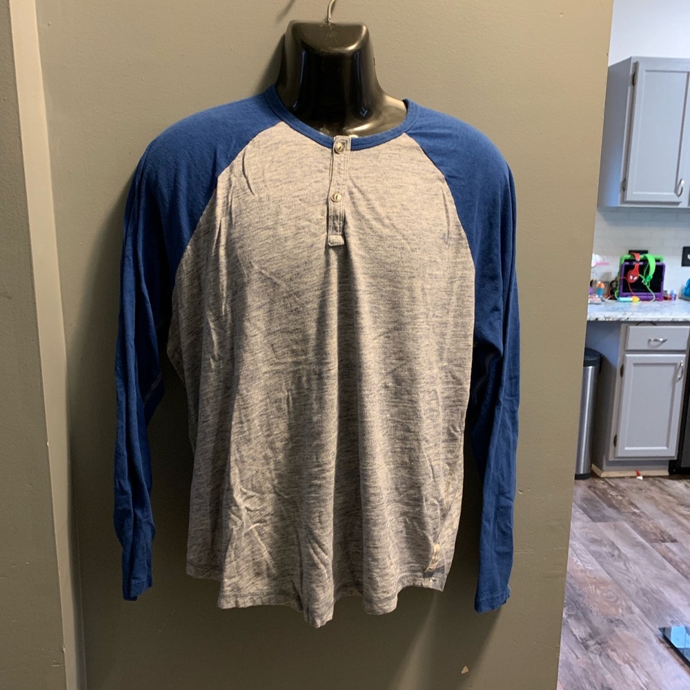 Long sleeve shirt